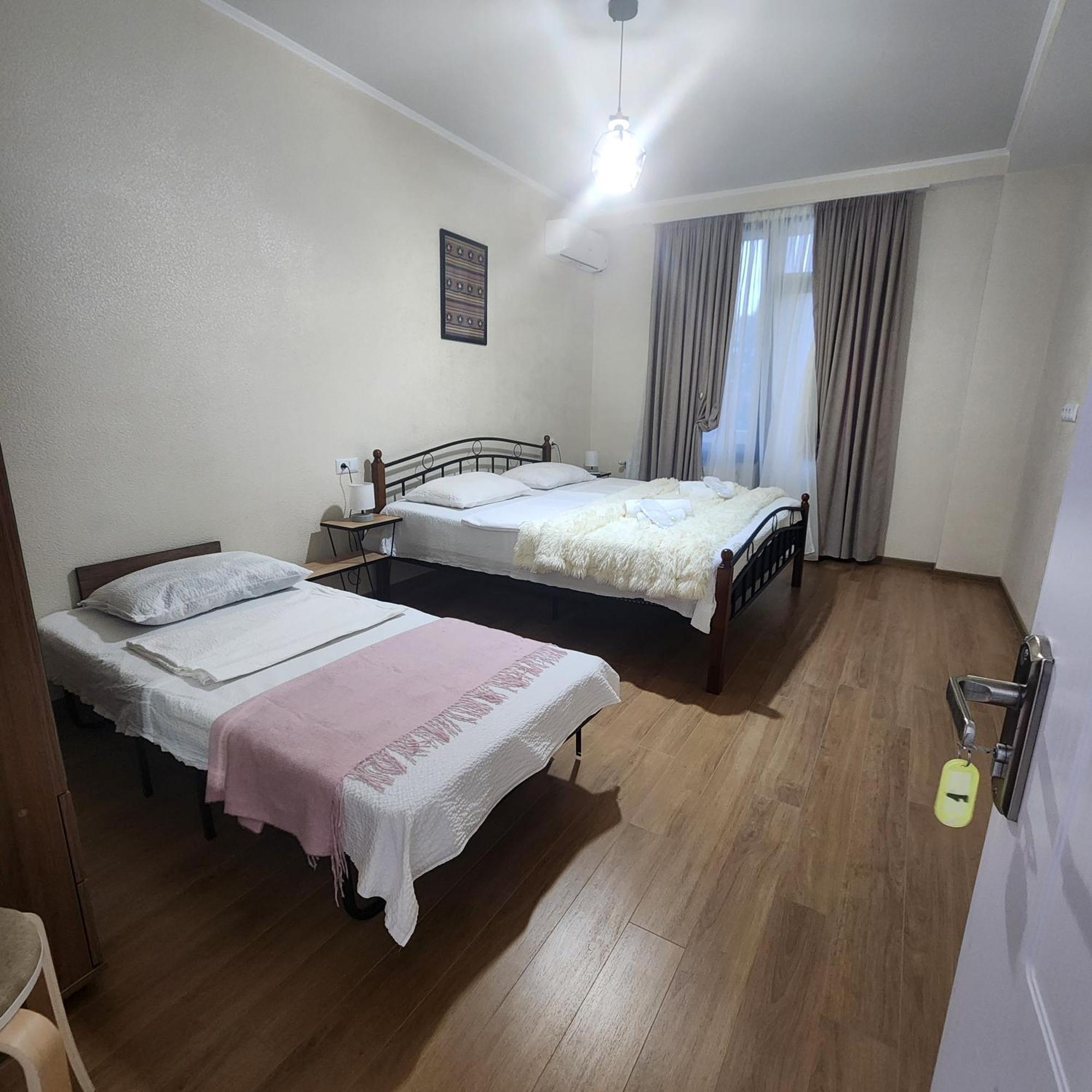 Panorama Family Hotel Telavi Exterior foto